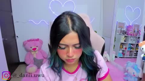 Snapshot of cute_dani__ chatting on 02-25-26, 04:11 Dani online show from 02-25-26, 04:11