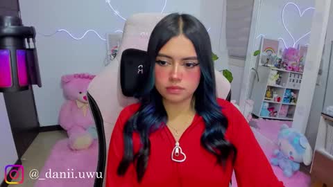 Snapshot of cute_dani__ chatting on 03-11-26, 05:35 Dani online show from 03-11-26, 05:35