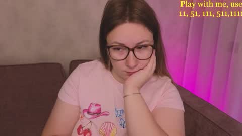 Everyday stream in the same time online show from 10-15-25, 02:01