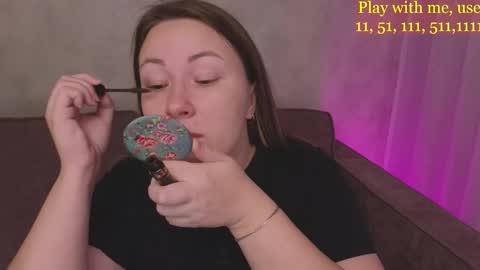 Everyday stream in the same time online show from 10-23-25, 01:27