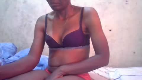 cute_divah4 online show from 04-27-26, 10:35