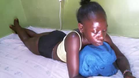 cute_doria online show from 10-03-25, 04:20