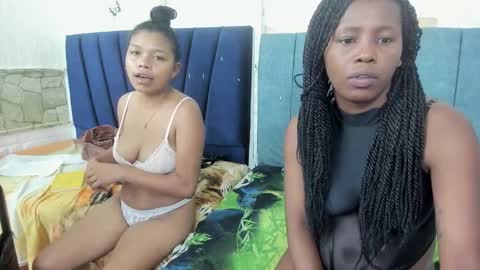 Snapshot of cute_ebony_18_ chatting on 11-21-25, 02:21 cute_ebony_18_ online show from 11-21-25, 02:21