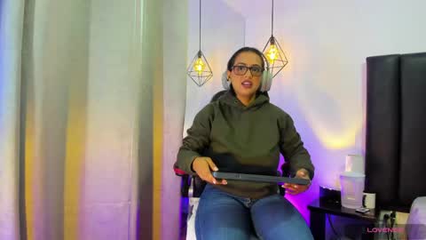 Snapshot of cute_elii chatting on 05-25-26, 12:44 Independent Model online show from 05-25-26, 12:44