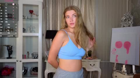 Anne online show from 09-20-25, 07:20