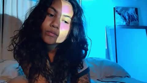 cute_hippo8 online show from 04-04-26, 01:15