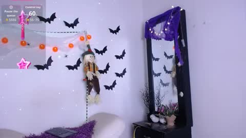Snapshot of cute_horny12 chatting on 10-17-25, 04:26 Cute horny1 online show from 10-17-25, 04:26