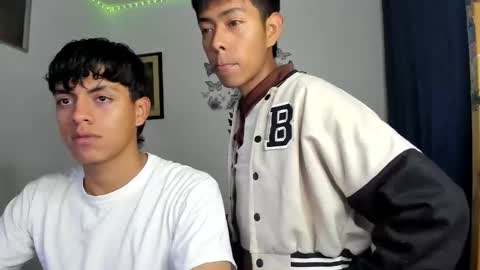 Snapshot of cute_horny_friends chatting on 05-19-26, 12:49 AnderSamu online show from 05-19-26, 12:49