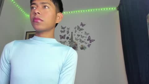 Snapshot of cute_horny_friends chatting on 08-09-26, 01:49 AnderSamu online show from 08-09-26, 01:49