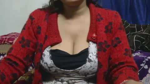 Snapshot of cute_kashmira99 chatting on 02-09-25, 02:49 kashmira online show from 02-09-25, 02:49