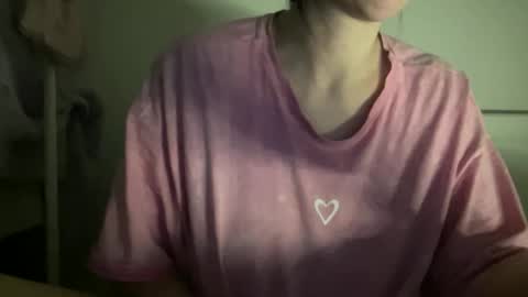 Snapshot of cute_kriss94 chatting on 02-01-26, 11:03 cute_kriss94 online show from 02-01-26, 11:03