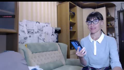 cute_lion_ online show from 09-10-25, 11:43