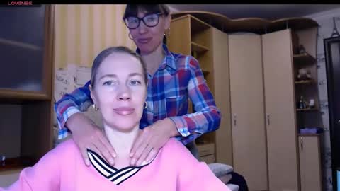 cute_lion_ online show from 02-28-26, 12:50