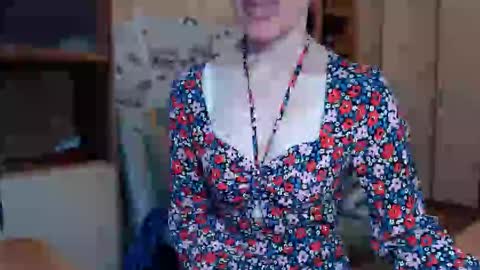 cute_lion_ online show from 03-10-26, 09:03