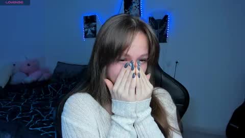 Emily online show from 10-06-25, 02:14