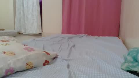 Snapshot of cute_lizah chatting on 02-04-25, 11:38 cute_lizah online show from 02-04-25, 11:38