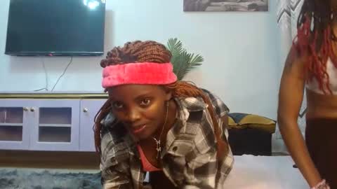 cute_lorna online show from 03-21-26, 11:48