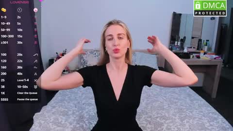 Milana online show from 04-12-26, 11:59