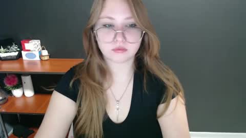 Veronica online show from 12-31-24, 07:20