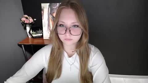 Veronica online show from 10-06-25, 06:33