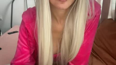 Snapshot of cute_patrice chatting on 11-27-25, 11:12 cute_patrice online show from 11-27-25, 11:12