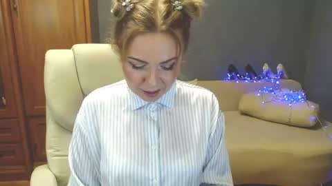 cute_phoenix online show from 07-24-26, 05:22