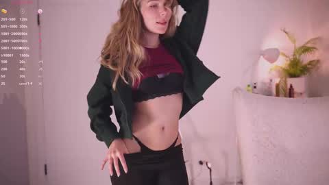 Snapshot of cute_pie_an chatting on 01-11-26, 08:25 AN online show from 01-11-26, 08:25