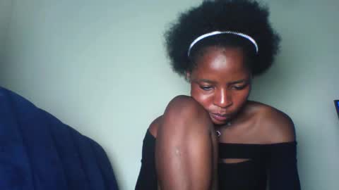 Snapshot of cute_sexy3 chatting on 01-31-26, 07:56 SHARON online show from 01-31-26, 07:56