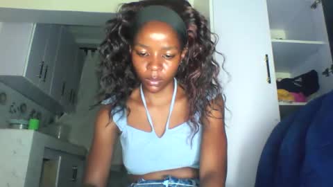 Snapshot of cute_sexy3 chatting on 04-20-26, 09:49 SHARON online show from 04-20-26, 09:49