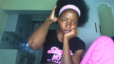 Snapshot of cute_sexy3 chatting on 04-23-26, 02:52 SHARON online show from 04-23-26, 02:52
