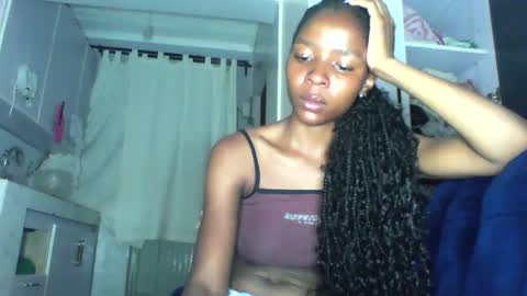 Snapshot of cute_sexy3 chatting on 04-25-26, 11:13 SHARON online show from 04-25-26, 11:13