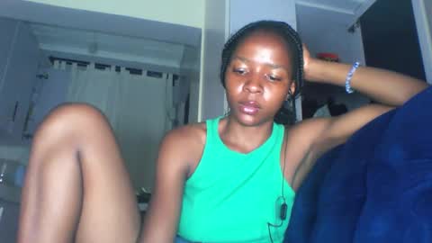 Snapshot of cute_sexy3 chatting on 04-30-26, 10:25 SHARON online show from 04-30-26, 10:25
