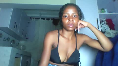Snapshot of cute_sexy3 chatting on 05-05-26, 10:51 SHARON online show from 05-05-26, 10:51