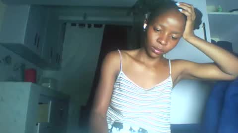 Snapshot of cute_sexy3 chatting on 05-24-26, 08:47 SHARON online show from 05-24-26, 08:47