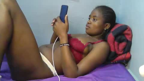 cute_shaniz online show from 10-22-25, 06:40