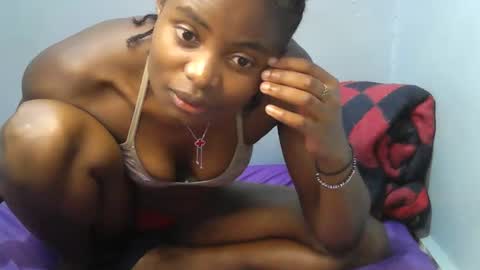cute_shaniz online show from 10-24-25, 06:48