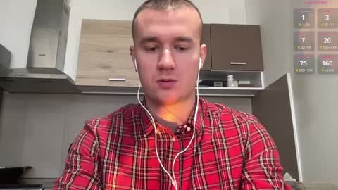 Snapshot of cute_skywalker chatting on 01-19-25, 08:18 cute_skywalker online show from 01-19-25, 08:18