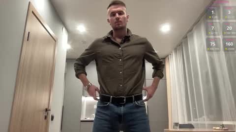 Snapshot of cute_skywalker chatting on 10-16-25, 04:02 cute_skywalker online show from 10-16-25, 04:02
