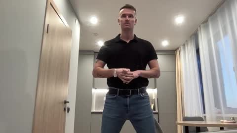 Snapshot of cute_skywalker chatting on 10-18-25, 04:26 cute_skywalker online show from 10-18-25, 04:26