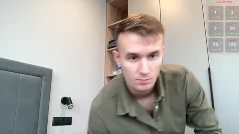 Snapshot of cute_skywalker chatting on 10-25-25, 11:29 cute_skywalker online show from 10-25-25, 11:29