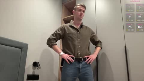 Snapshot of cute_skywalker chatting on 10-28-25, 05:26 cute_skywalker online show from 10-28-25, 05:26