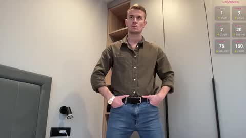 Snapshot of cute_skywalker chatting on 10-29-25, 01:24 cute_skywalker online show from 10-29-25, 01:24