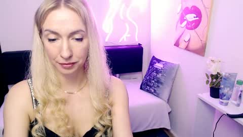 Snapshot of cute_smile_shy chatting on 05-14-26, 08:48 cute_smile_shy online show from 05-14-26, 08:48