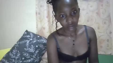 cute_xeniah online show from 09-29-25, 11:09