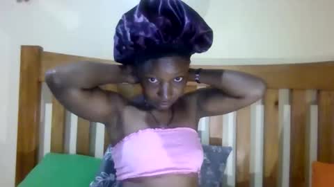 cute_xeniah online show from 11-29-25, 02:58