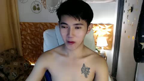 Snapshot of cuteasiancock98 chatting on 02-20-25, 06:39 Steph online show from 02-20-25, 06:39