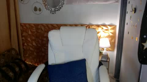 Snapshot of cuteasiancock98 chatting on 02-21-25, 02:50 Steph online show from 02-21-25, 02:50