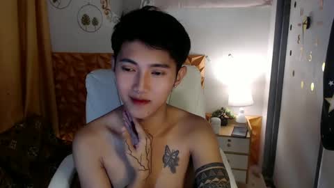 Snapshot of cuteasiancock98 chatting on 02-25-25, 06:25 Steph online show from 02-25-25, 06:25