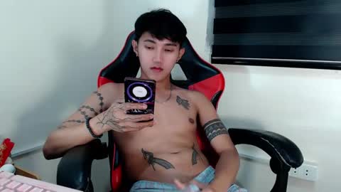 Snapshot of cuteasiancock98 chatting on 01-08-26, 03:03 Steph online show from 01-08-26, 03:03
