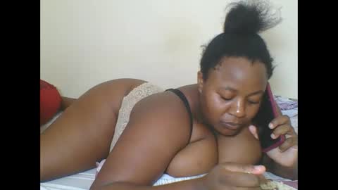 Snapshot of cuteaurel chatting on 03-06-26, 05:53 AURELIA online show from 03-06-26, 05:53
